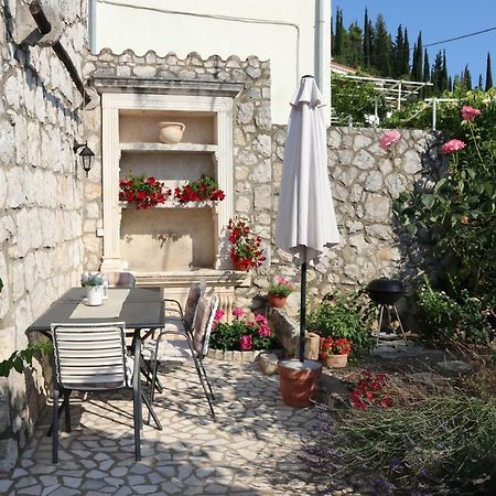 Holiday Home Platanus Trsteno Exterior foto