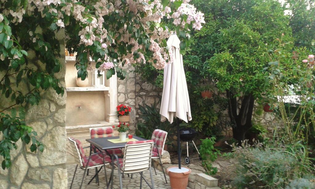 Holiday Home Platanus Trsteno Exterior foto